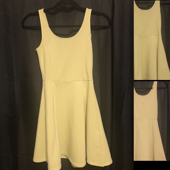 H&M Dresses & Skirts - Yellow H&M sundress. Like new!